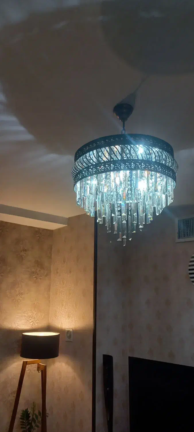 لوستر|لوستر و چراغ آویز|هشتگرد, فاز ۳ مهستان|دیوار