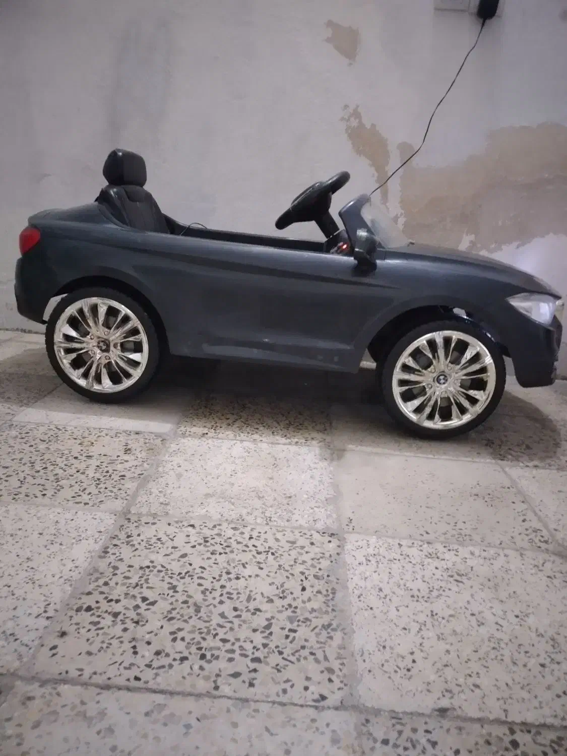 ماشین شارژی|اسباببازی بچه|ایلام, |دیوار