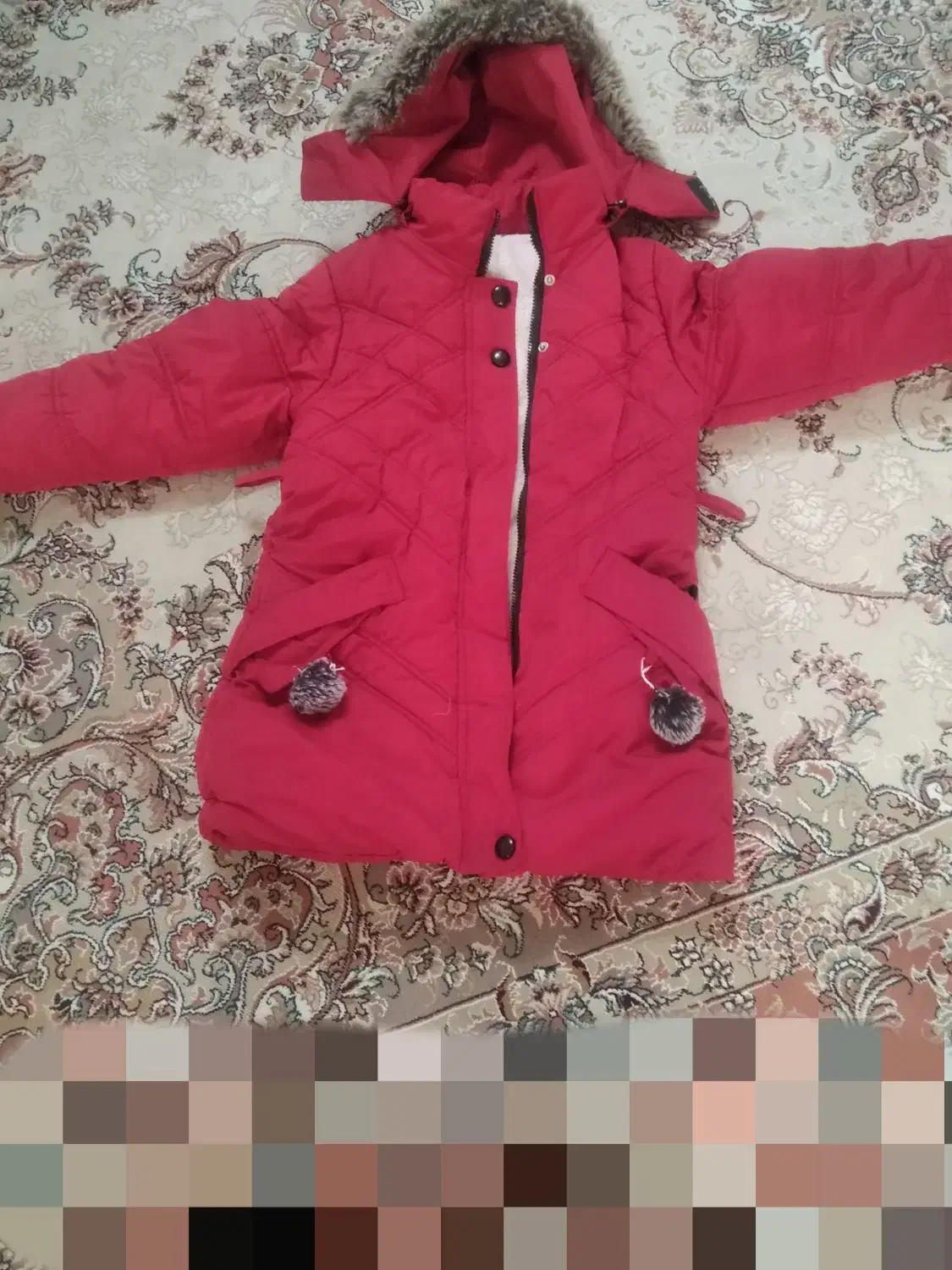 کاپشن|لباس|تربت جام, جامی|دیوار