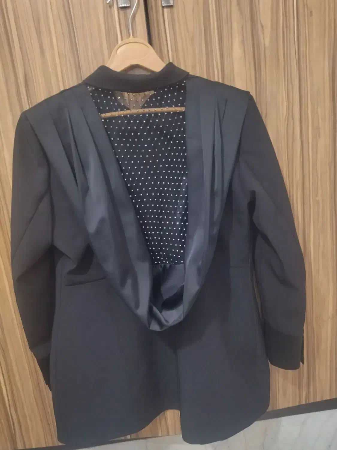 مانتو کتی مجلسی|لباس|فولادشهر, B4|دیوار