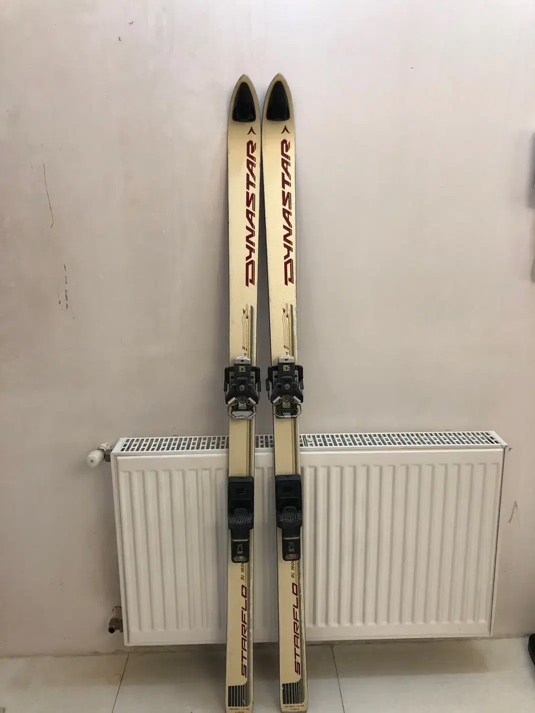 چوب اسکی داینا استار|ورزش‌های زمستانی|شاهدشهر, |دیوار