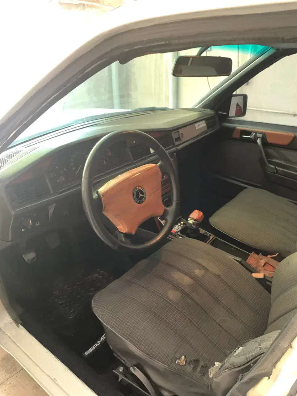 بنز ۱۹۰ ۱۹۸۴|خودرو کلاسیک|تهران, مشیریه|دیوار