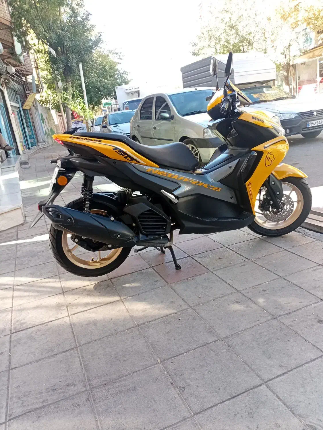 آیروکس مشابه صفر|موتورسیکلت|میاندوآب, |دیوار