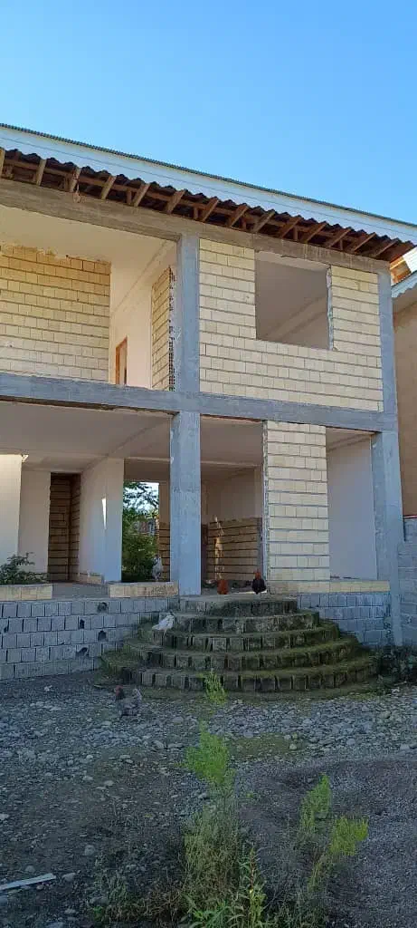 ویلای نیمه کاره|فروش خانه و ویلا|سیاهکل, |دیوار