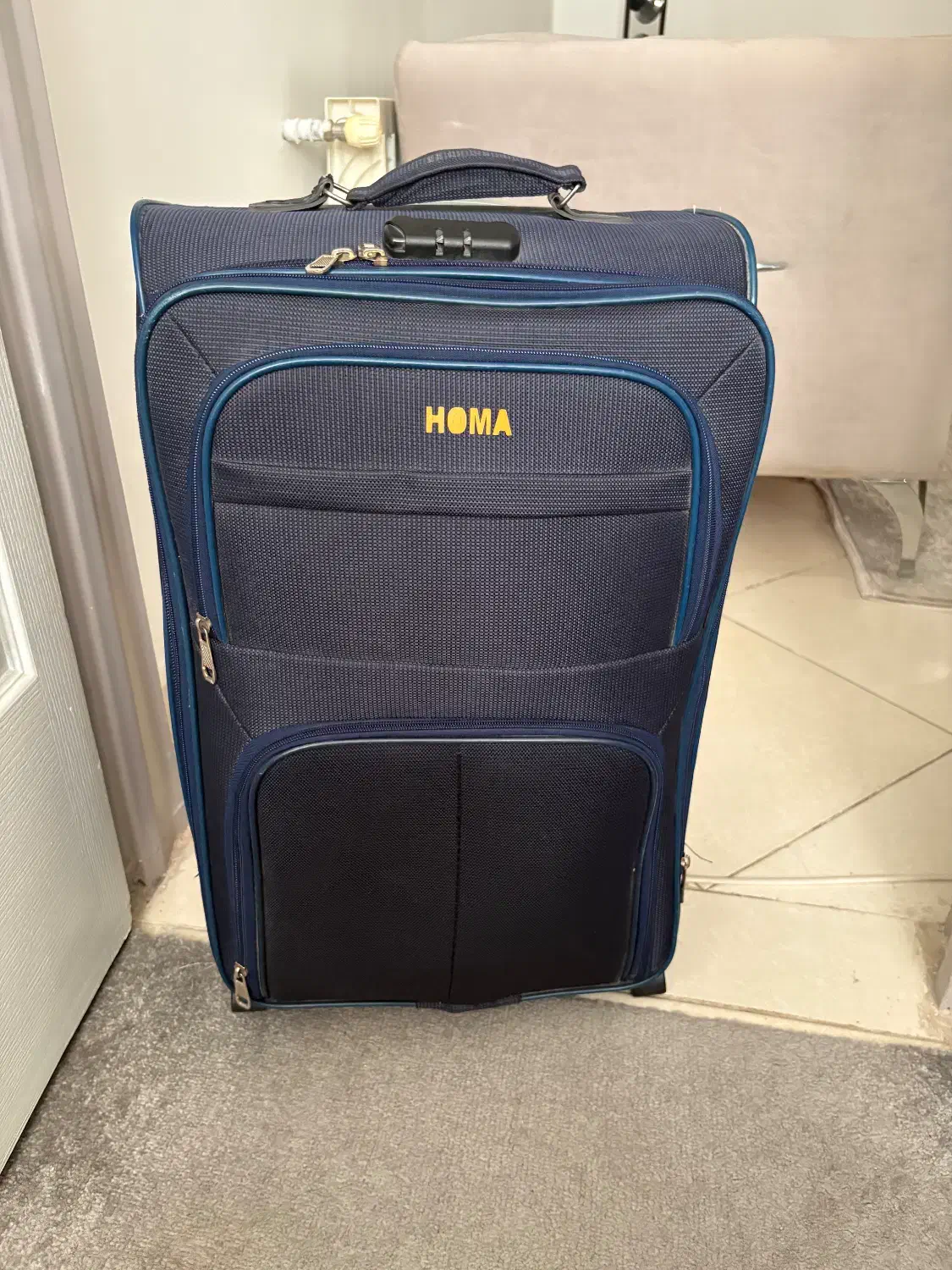 چمدان|کیف، کفش، کمربند|اراک, |دیوار