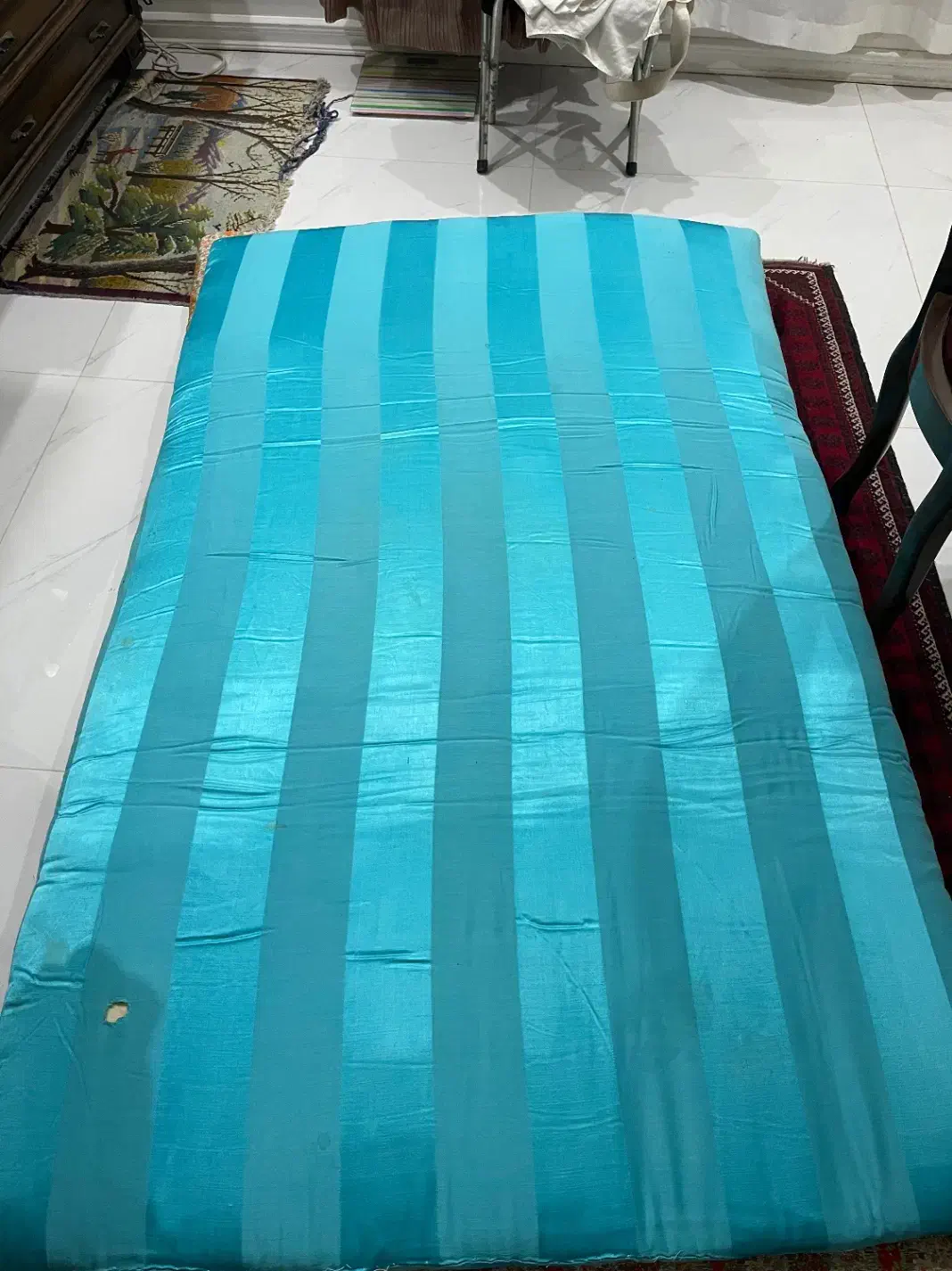 تشک پنبه ای|تشک تختخواب|مشهد, نیروی هوایی|دیوار