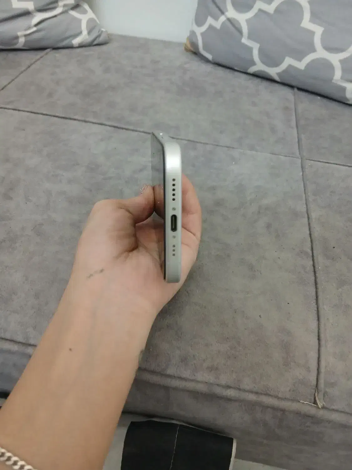 آیفون ۱۶ نرمال|موبایل|ساوه, |دیوار