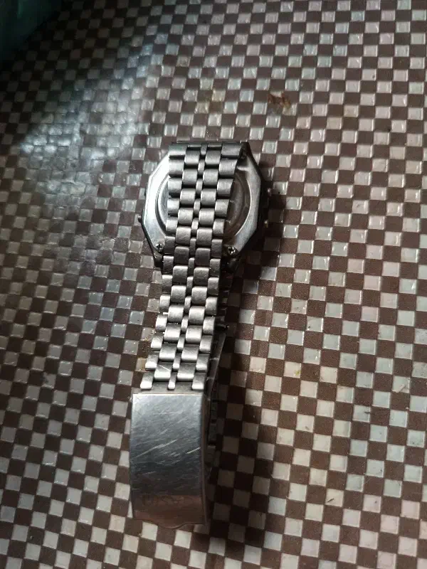 ساعت کامپیوتری اوماکس|ساعت|اسلام‌شهر, شهرک مفیدی|دیوار