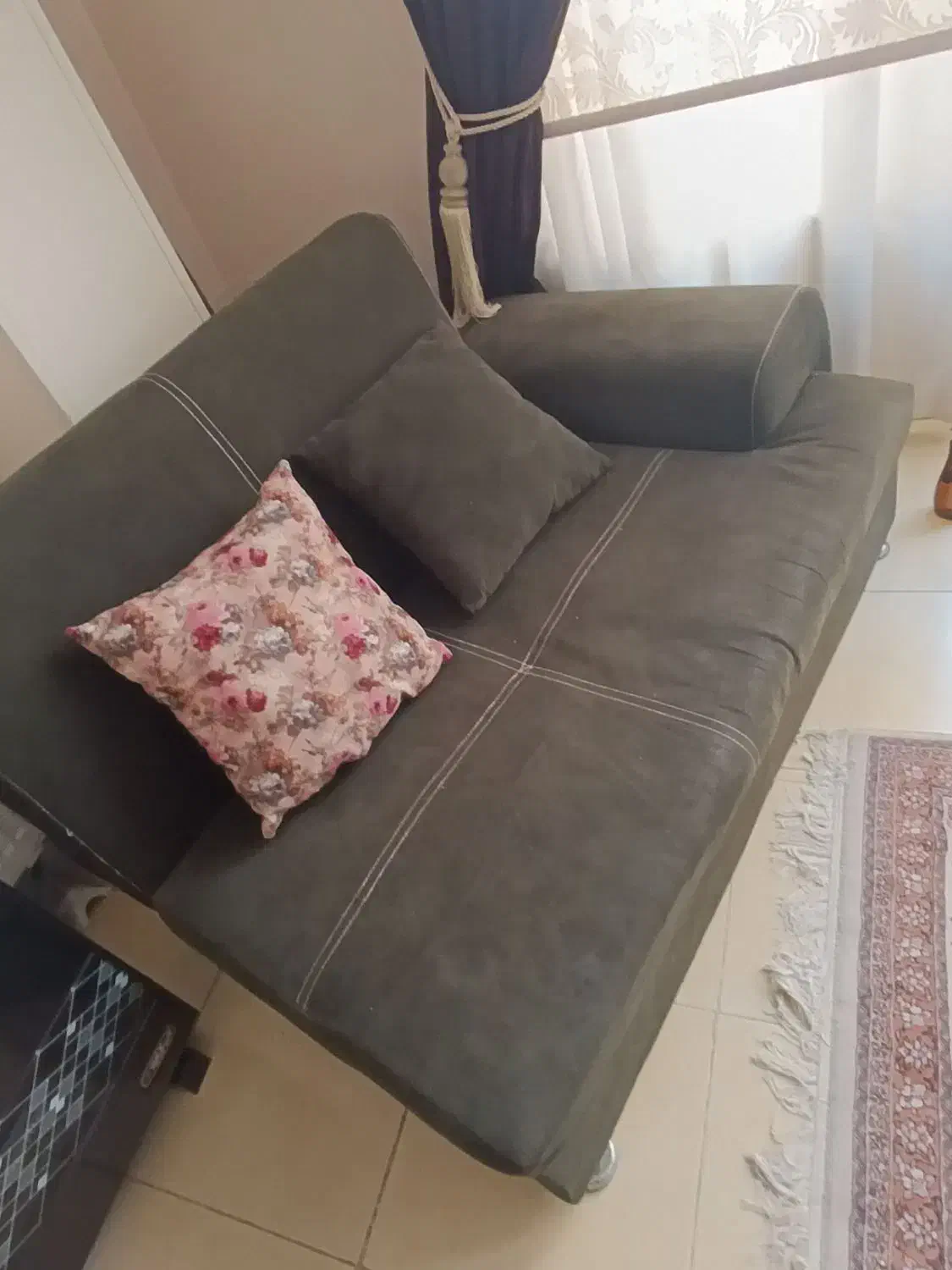 فروش مبل تمیز|مبلمان خانگی و میز عسلی|شاهینشهر, چمران|دیوار