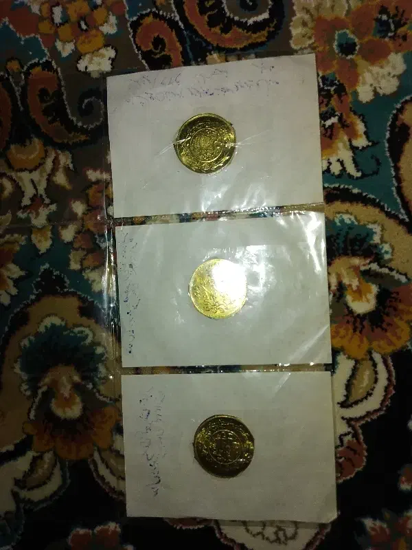 مدال یادبود قاجاری فوق کلکسیونی با روکش آب طلا|کلکسیون سکه، تمبر، اسکناس|اصفهان, سلطانآباد|دیوار