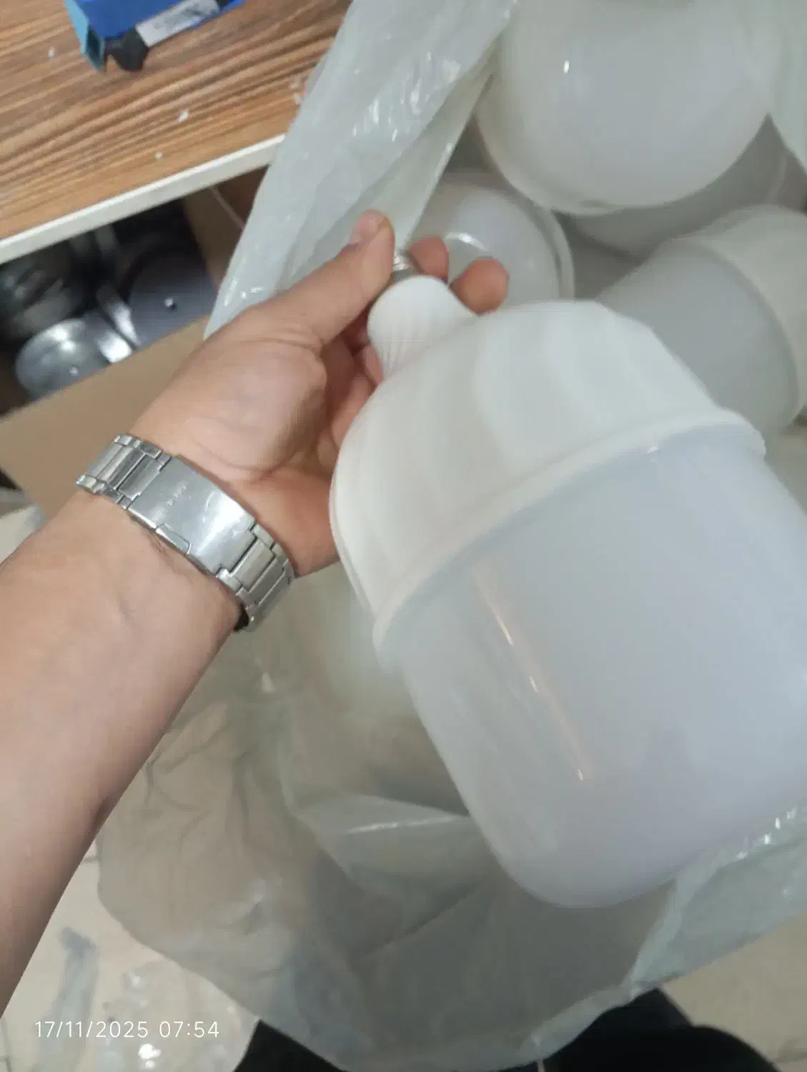 فروش بار فله بهترین کیفیت|لامپ و چراغ|ملک‌آباد, |دیوار