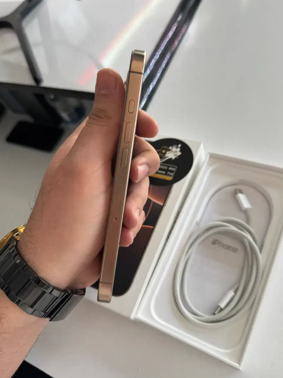 ۱۶ پرو / باتری ۹۷ / با ریجستر / شرایط|موبایل|اصفهان, رزمندگان|دیوار