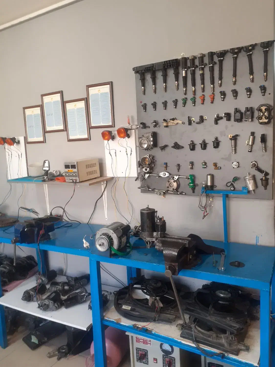 باطری ساز برقکار خودرو|استخدام صنعتی، فنی، مهندسی|تهران, فلسطین (میدان انقلاب)|دیوار