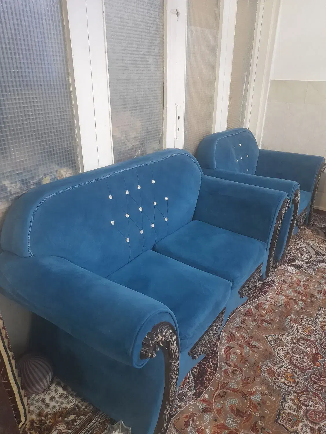 فروش مبل ۹ نفره کار کرده|مبلمان خانگی و میز عسلی|قم, شهرک امام حسین|دیوار