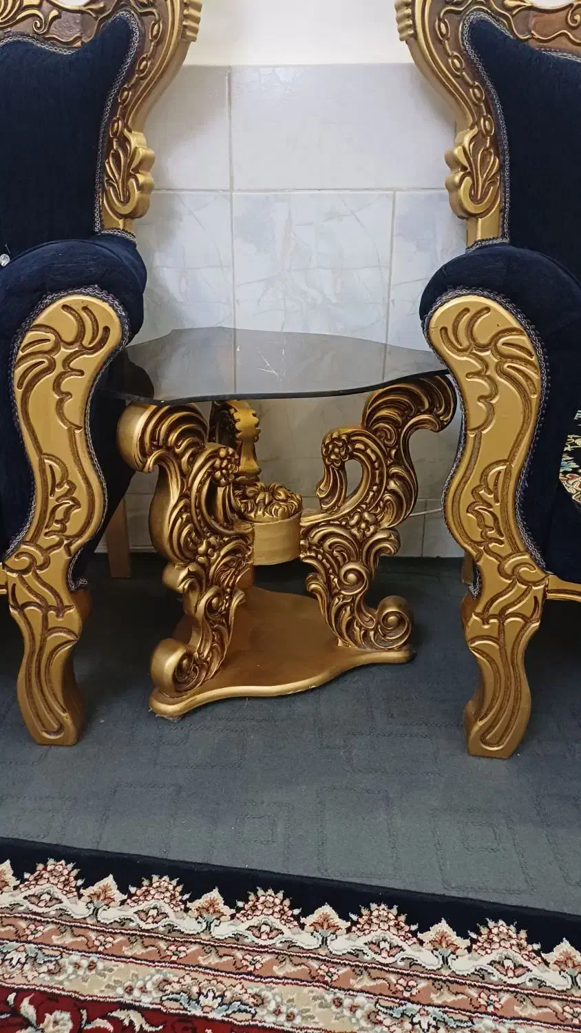 مبل ۹نفره سلطنتی|مبلمان خانگی و میز عسلی|درگزین, |دیوار