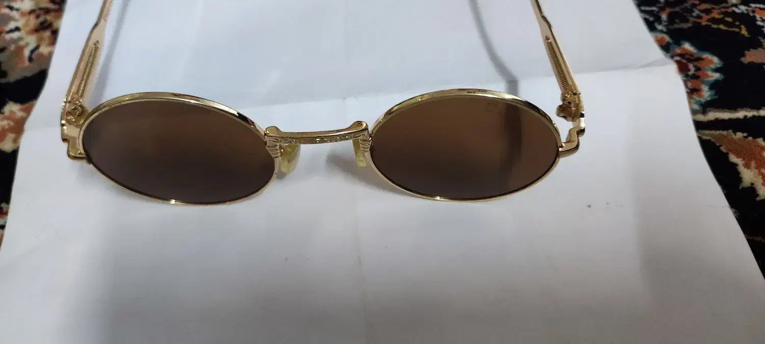 عینک|زیورآلات و اکسسوری|کاشان, باهنر|دیوار