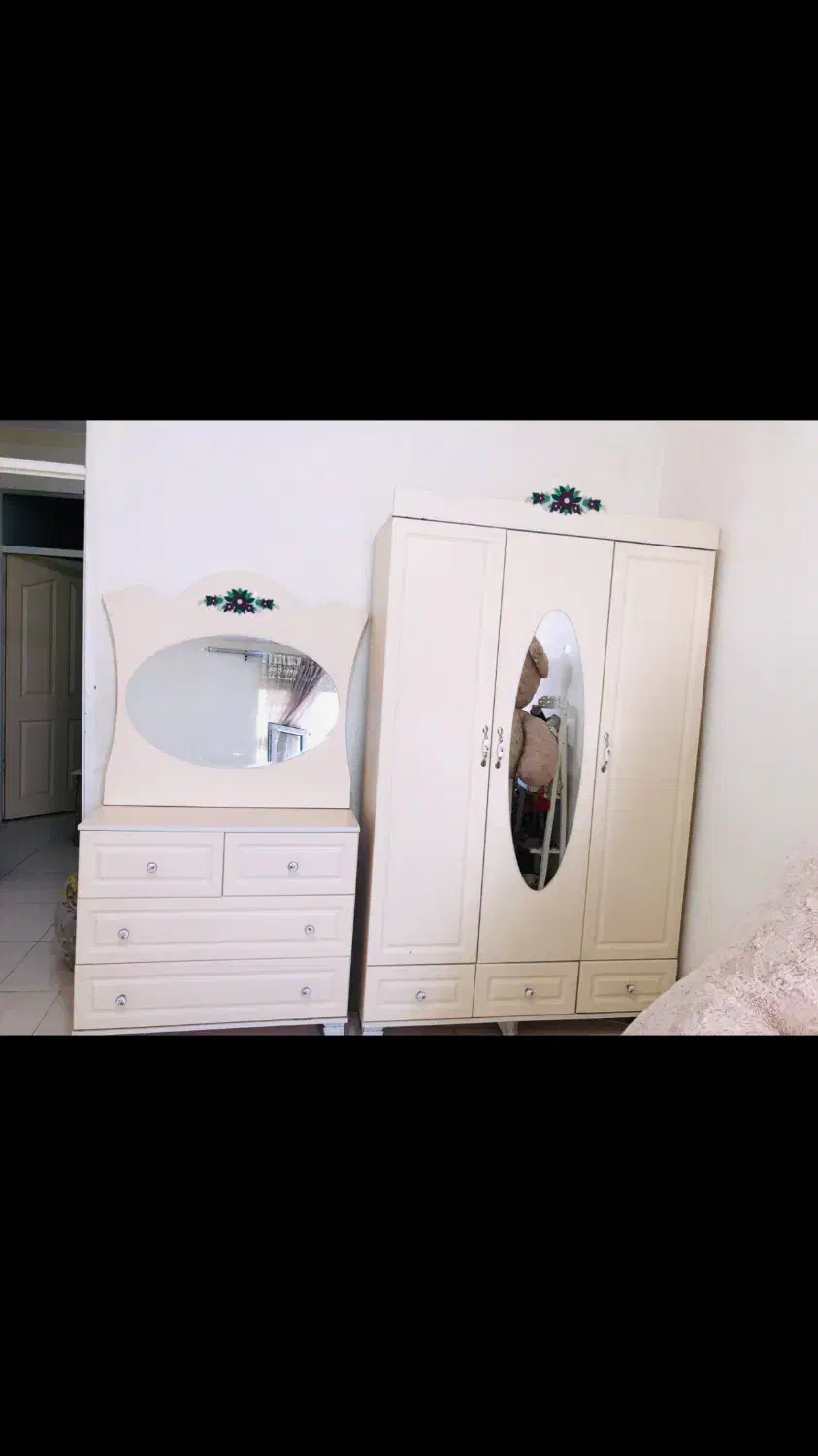 سرویس خاب و تخت نوجوان دخترانه|تخت و سرویس خواب|سیرجان, |دیوار