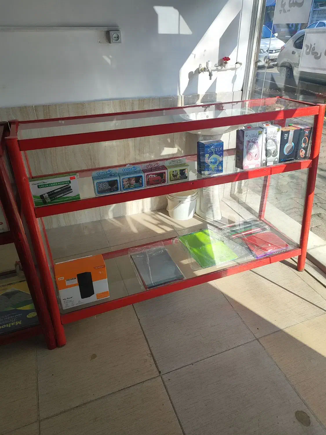 میز دکور ویترین|بوفه، ویترین، کنسول|سبزوار, قاضی زاد|دیوار