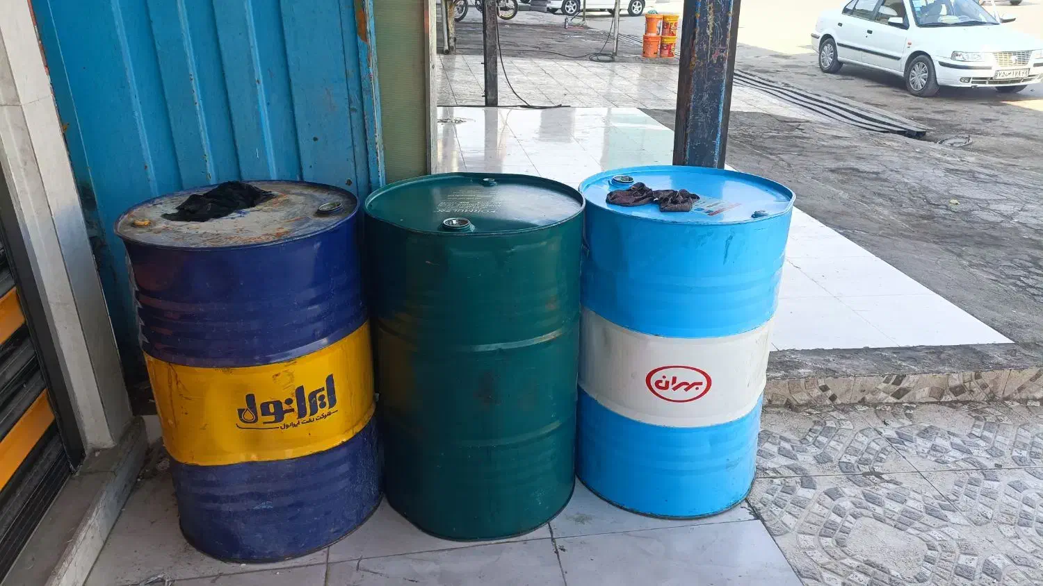 بشکه خالی جای روغن موتور تمیز مناسب گازوییل|ابزارآلات|دوگنبدان, |دیوار