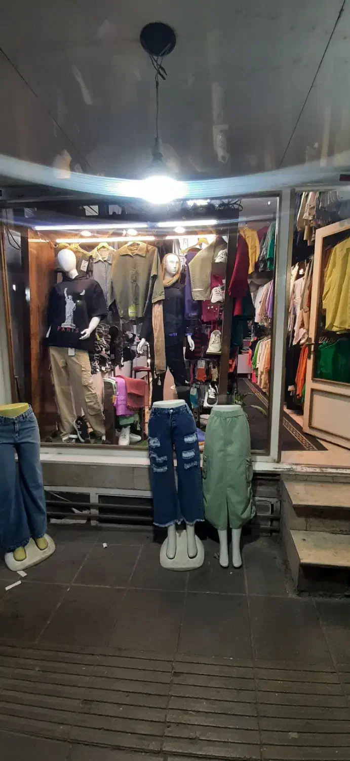 مانکن اتاق پرو ،رگال، چوبکار لباس زیر|فروشگاه و مغازه|کرج, حصارک بالا|دیوار