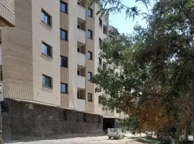 آپارتمان106متری خیابان باهنر نبش هدایت خوش نقشه|فروش آپارتمان|اصفهان, آهنگران|دیوار