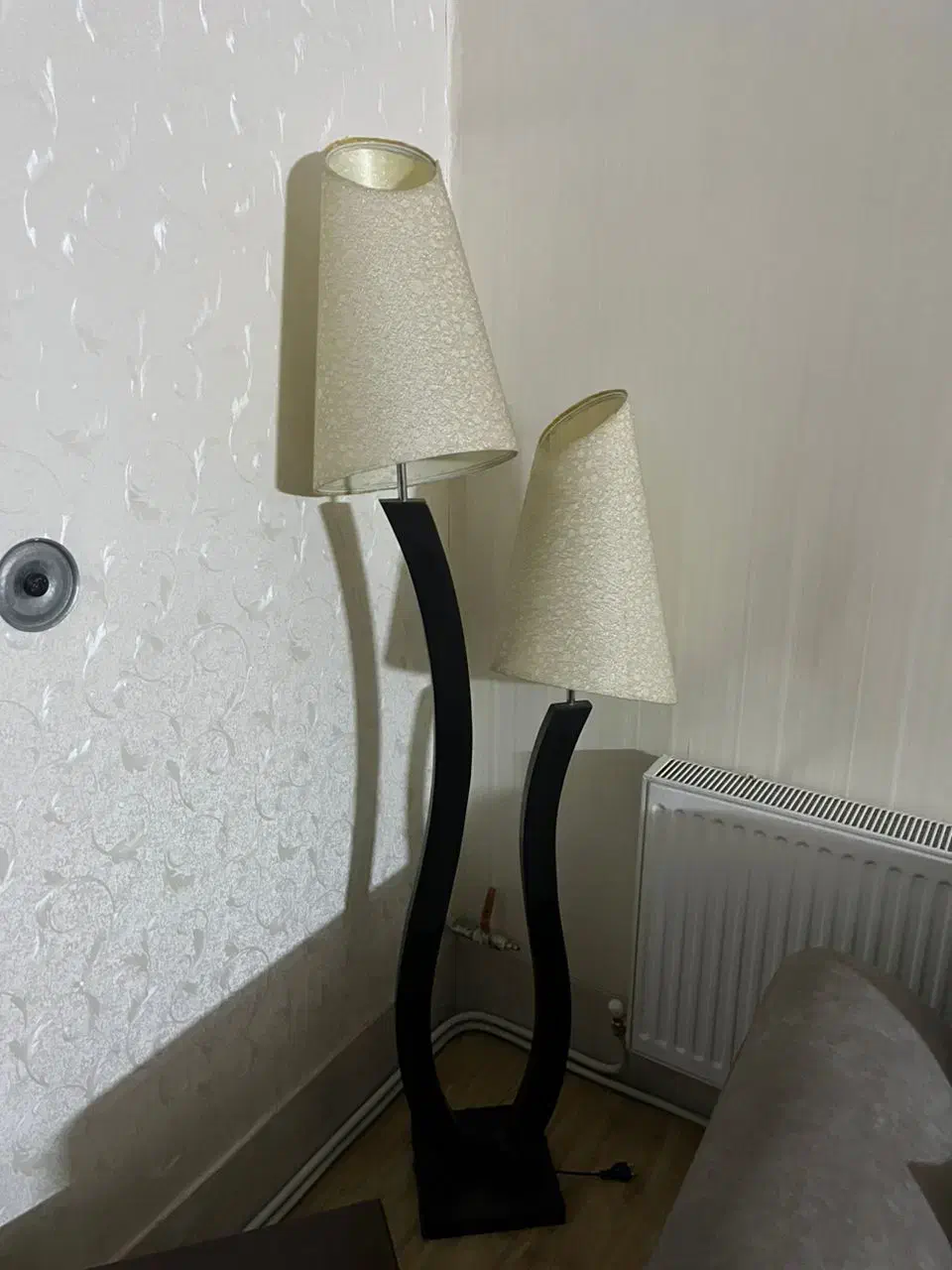 اباژور کاملا سالم ودرحد نو|چراغ خواب و آباژور|سمنان, |دیوار