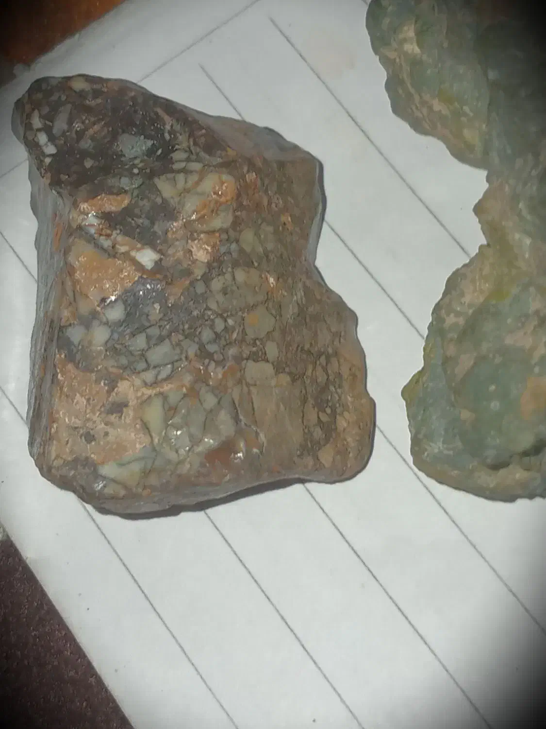 شهاب سنگ|کلکسیون اشیاء عتیقه|چهارباغ, |دیوار