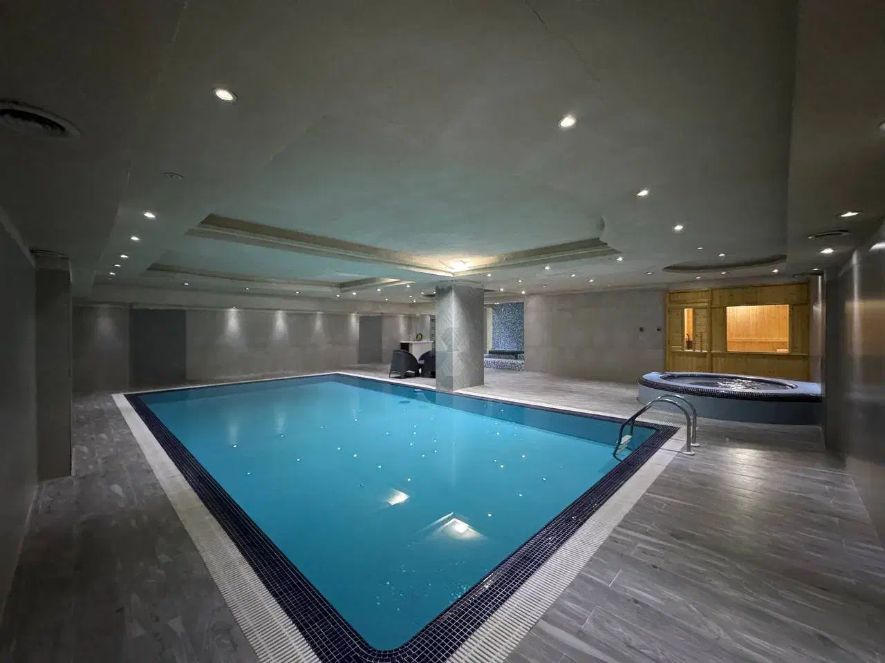 پاسداران/۲۱۲متر/۳خواب/فول مشاعات هتلینگ