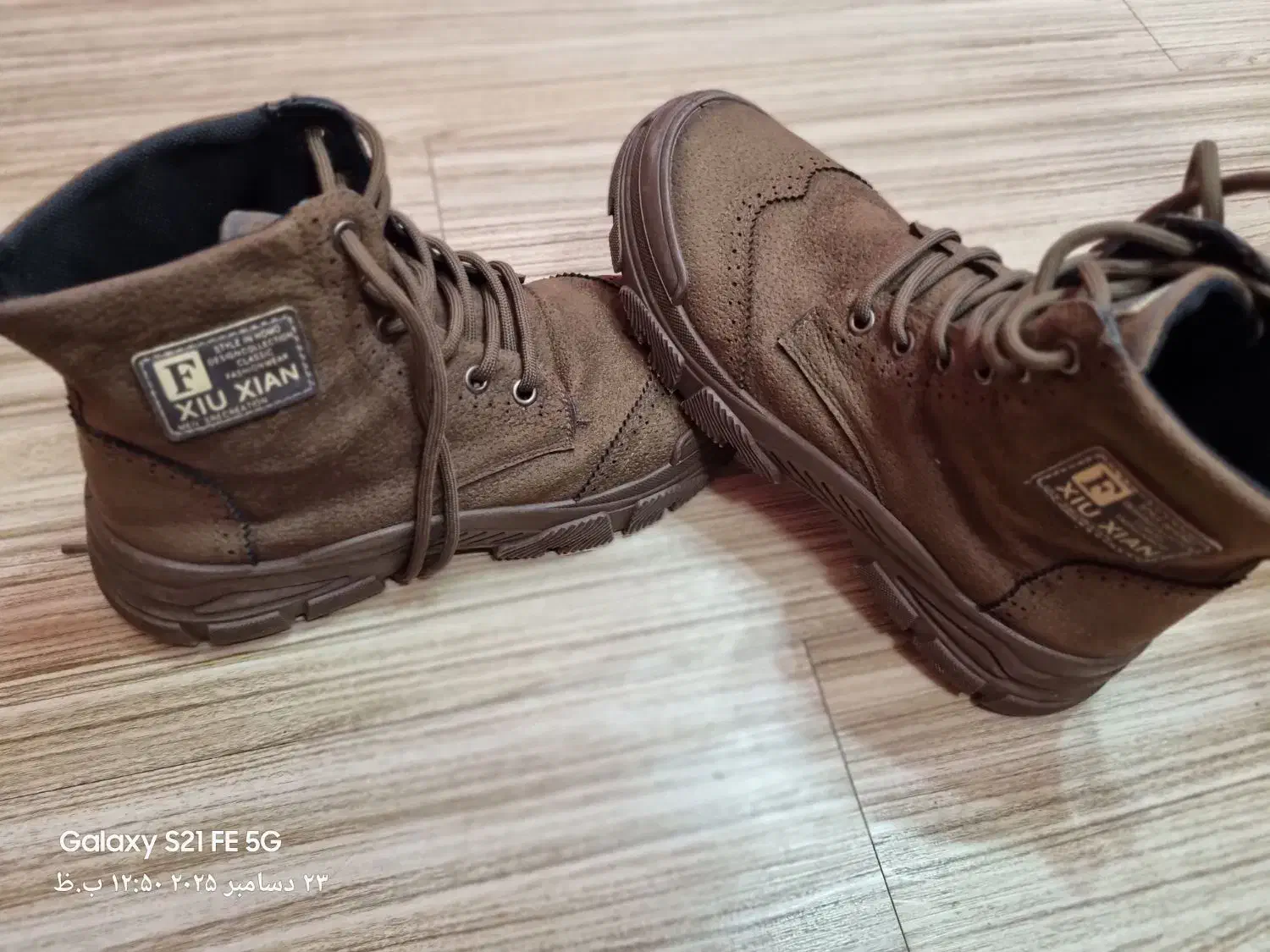 بوت خارجی سایز۴۰|کیف، کفش، کمربند|فولادشهر, C3|دیوار