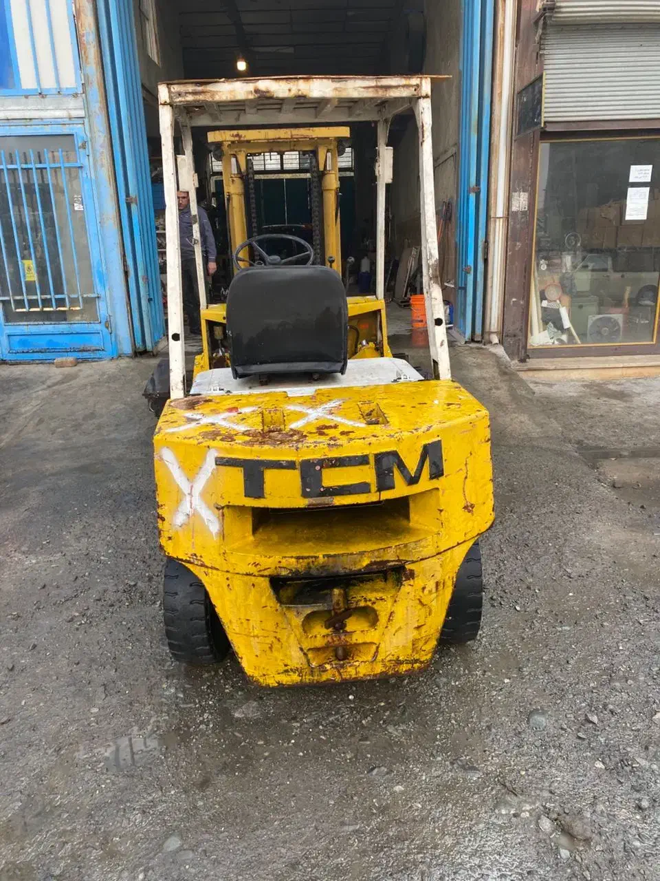 لیفتراک TCM|ماشین‌آلات صنعتی|صفادشت, |دیوار