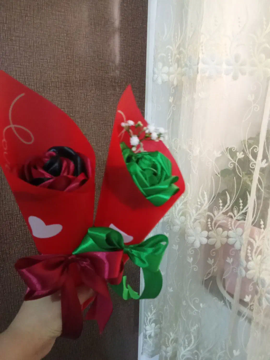 گل های رز دونه ای رنگا رنگ|گل مصنوعی|ایجرود, |دیوار