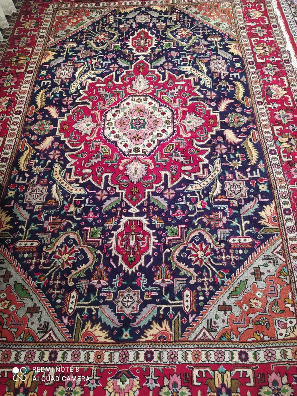 فرش طبیعی|فرش|ایواوغلی, |دیوار