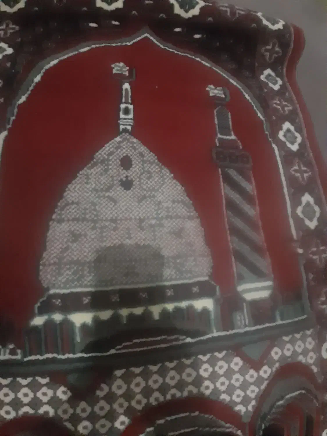 قالیچه قدیمی نماز سالم و تمیز بدون استفاده زیرقیمت|فرش|آزادشهر, |دیوار