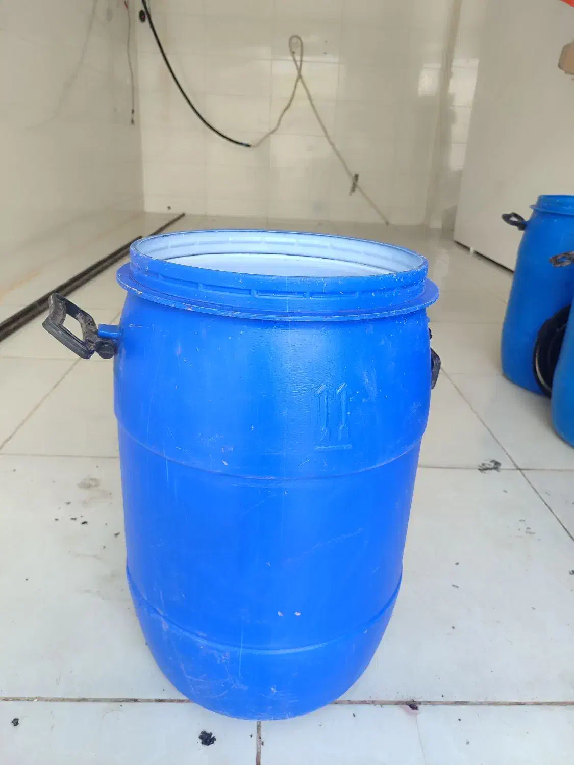 بشکه خارجی 60لیتری|ظروف نگهدارنده، پلاستیکی، یکبارمصرف|بندر دیر, |دیوار