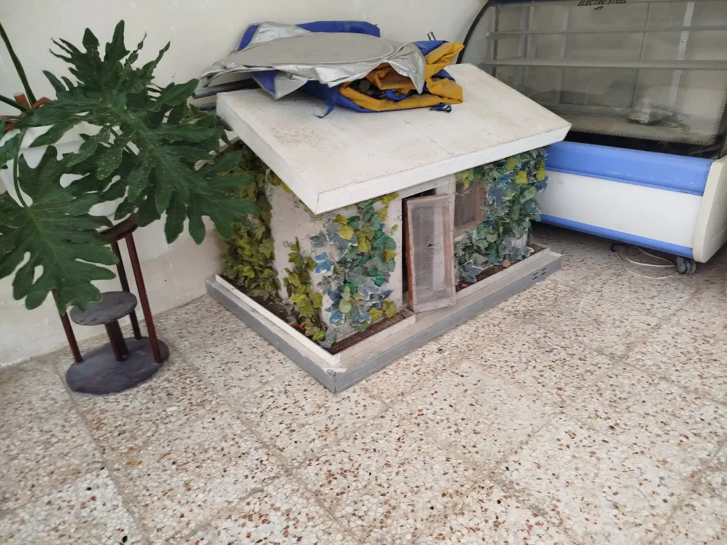 خانه سگ پاه کوتاه|لوازم جانبی حیوانات|گرگان, |دیوار