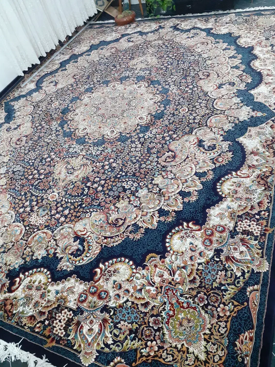 فرش ۳ در ۴|فرش|مشهد, رده|دیوار