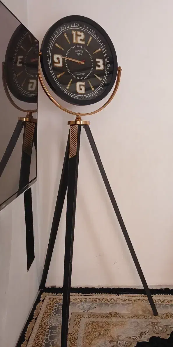 ساعت ایستاده|ساعت دیواری و تزئینی|ارومیه, |دیوار