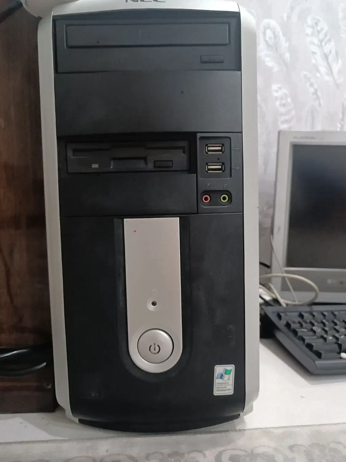 کامپیوتر سالم روشن،قدیمی|قطعات و لوازم جانبی رایانه|اهواز, گلستان|دیوار