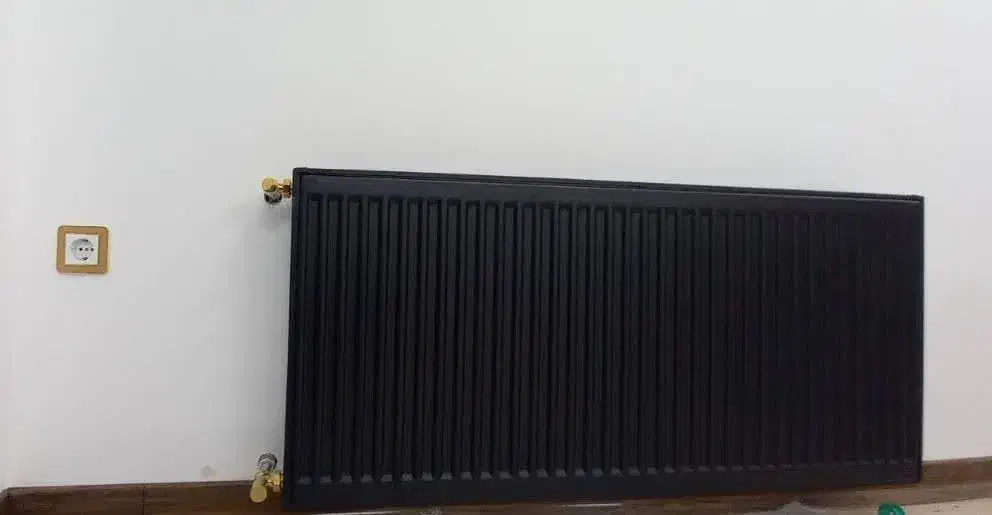 رادیاتور پنلی 100 مشکی ایساتیس( دکوراتیو مشکی)|آبگرمکن، پکیج، شوفاژ|تهران, امجدیه (خاقانی)|دیوار