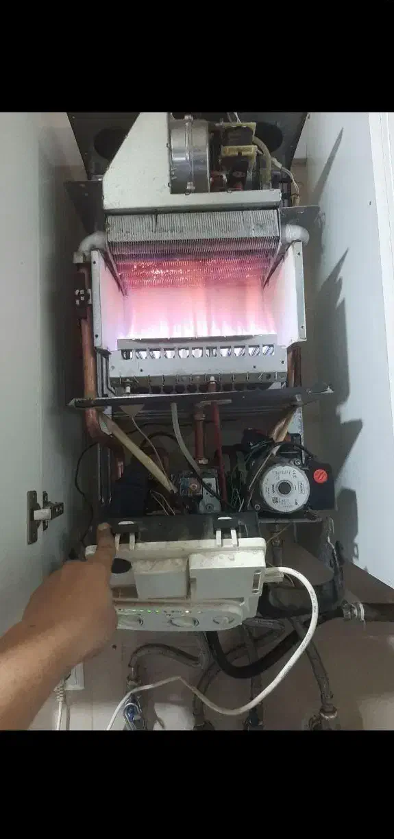 نصب سرویس و تعمیر انواع پکیج های ایرانی و خارجی|خدمات پیشه و مهارت|قدس, شهر‌قدس|دیوار