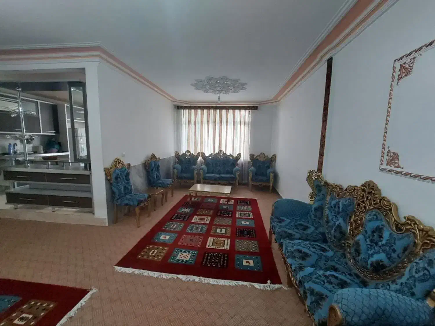 آپارتمان مبله پارکینگ دار/سویت روزانه|اجارهٔ کوتاه‌مدت آپارتمان و سوئیت|سنندج, |دیوار