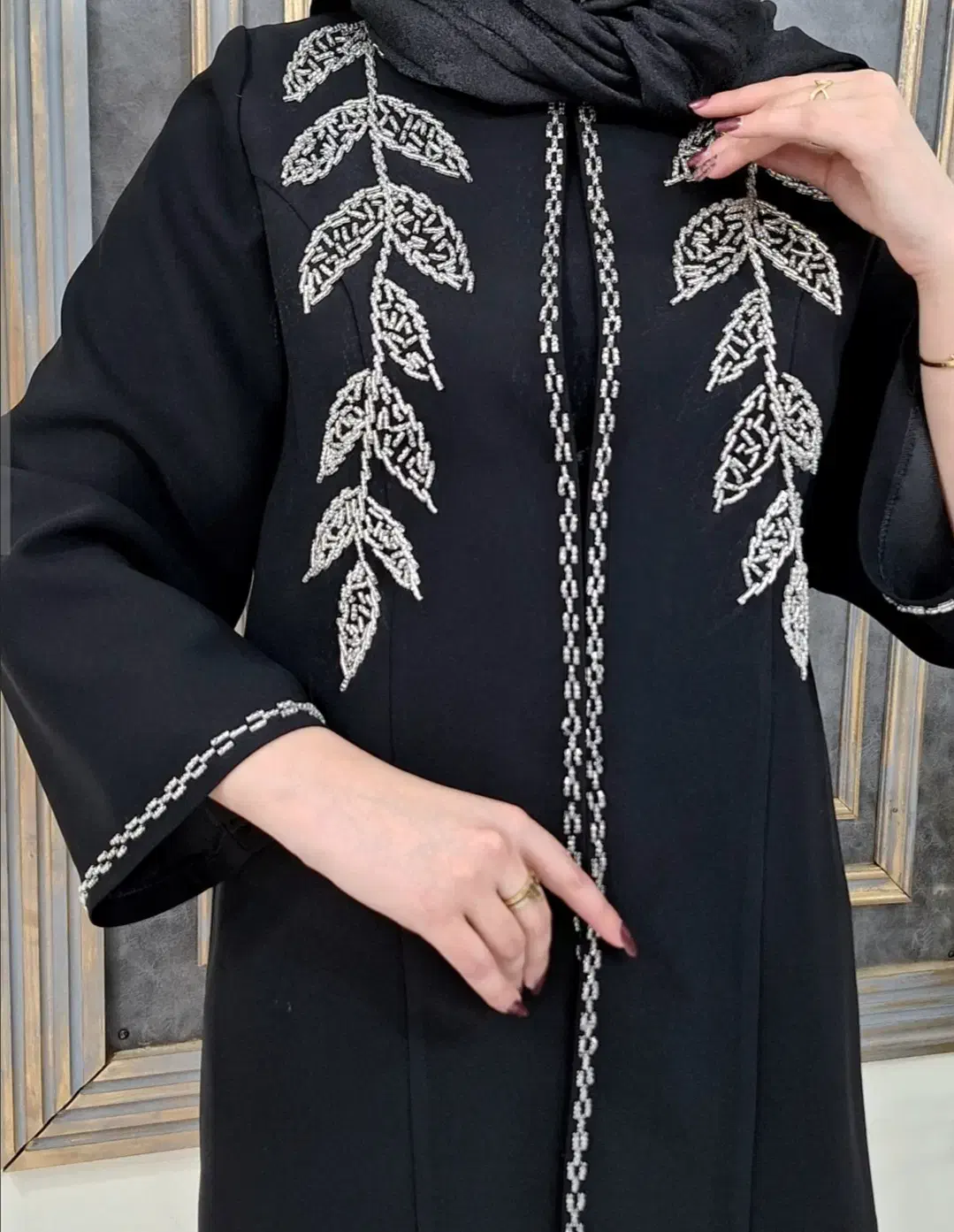 منجوق دوزی لباس|لباس|محمدیه-قزوین, |دیوار