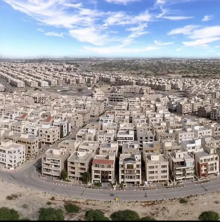نوبنیاد بر میدان آرین کامل رو به نما ۶۱ متر*دو بر|فروش آپارتمان|کیش, |دیوار