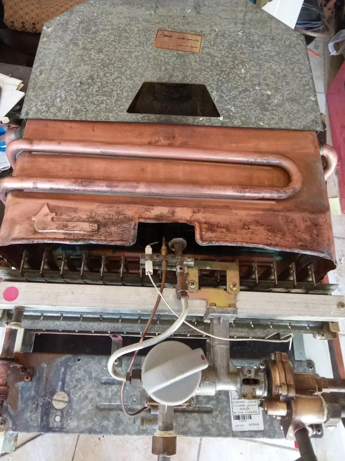 آبگرمکن دیواری بوتان|آبگرمکن، پکیج، شوفاژ|خرمدشت, |دیوار