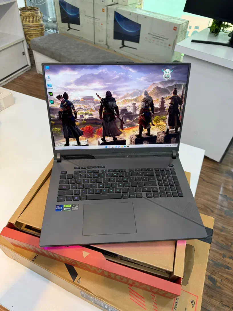 لپ‌تاپ گیمینگ ASUS ROG G814jir|رایانه همراه|شیراز, ملاصدرا|دیوار