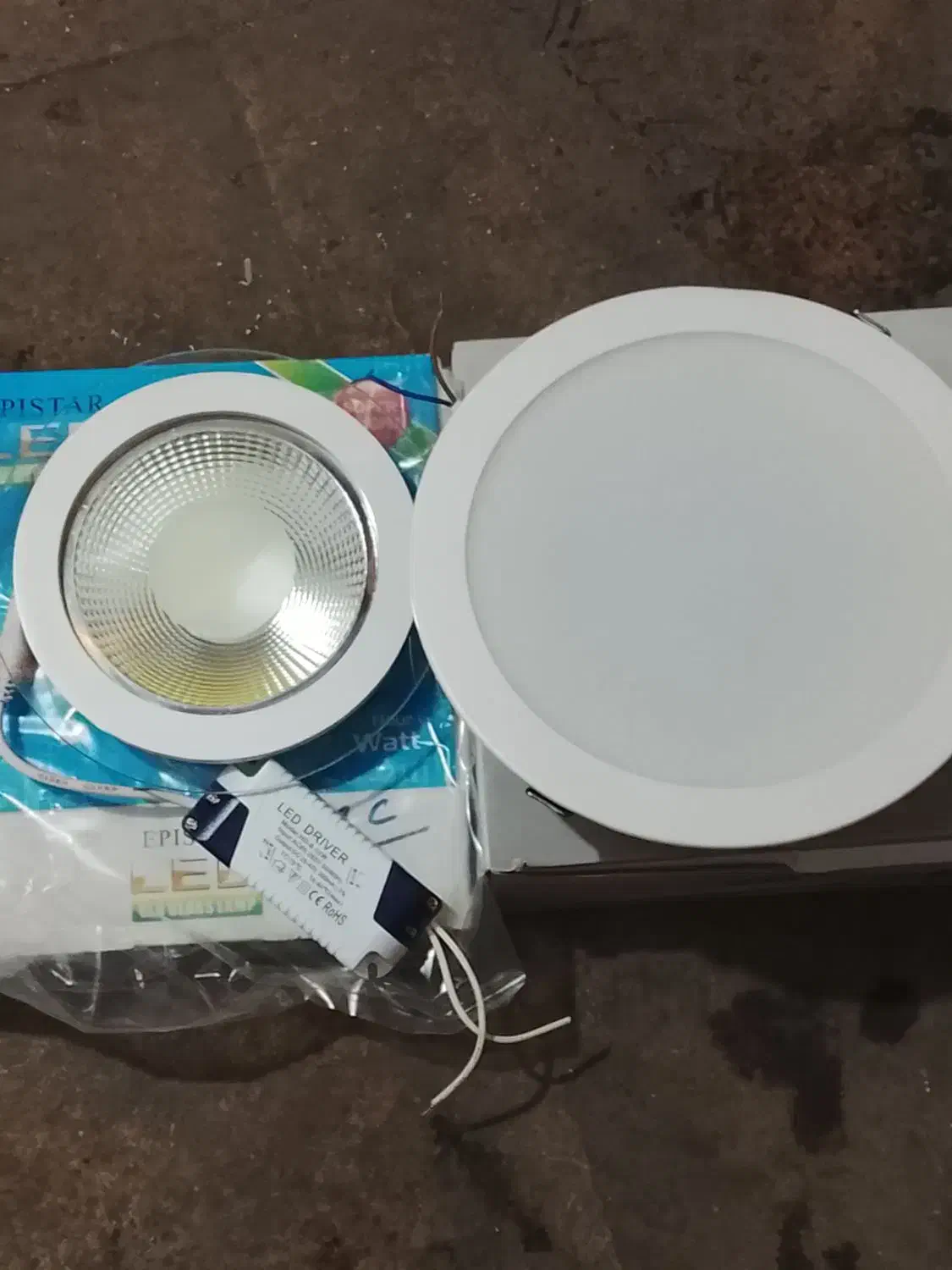 لامپ سقفی ال ای دی|لامپ و چراغ|رباطکریم, رباطکریم|دیوار