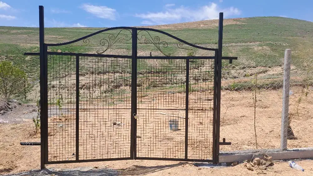 فنس کشی جوشکاری زیر تانکر بنایی|خدمات پیشه و مهارت|قزوین, |دیوار