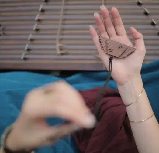 سنتور|سازهای سنتی|بروجرد, |دیوار