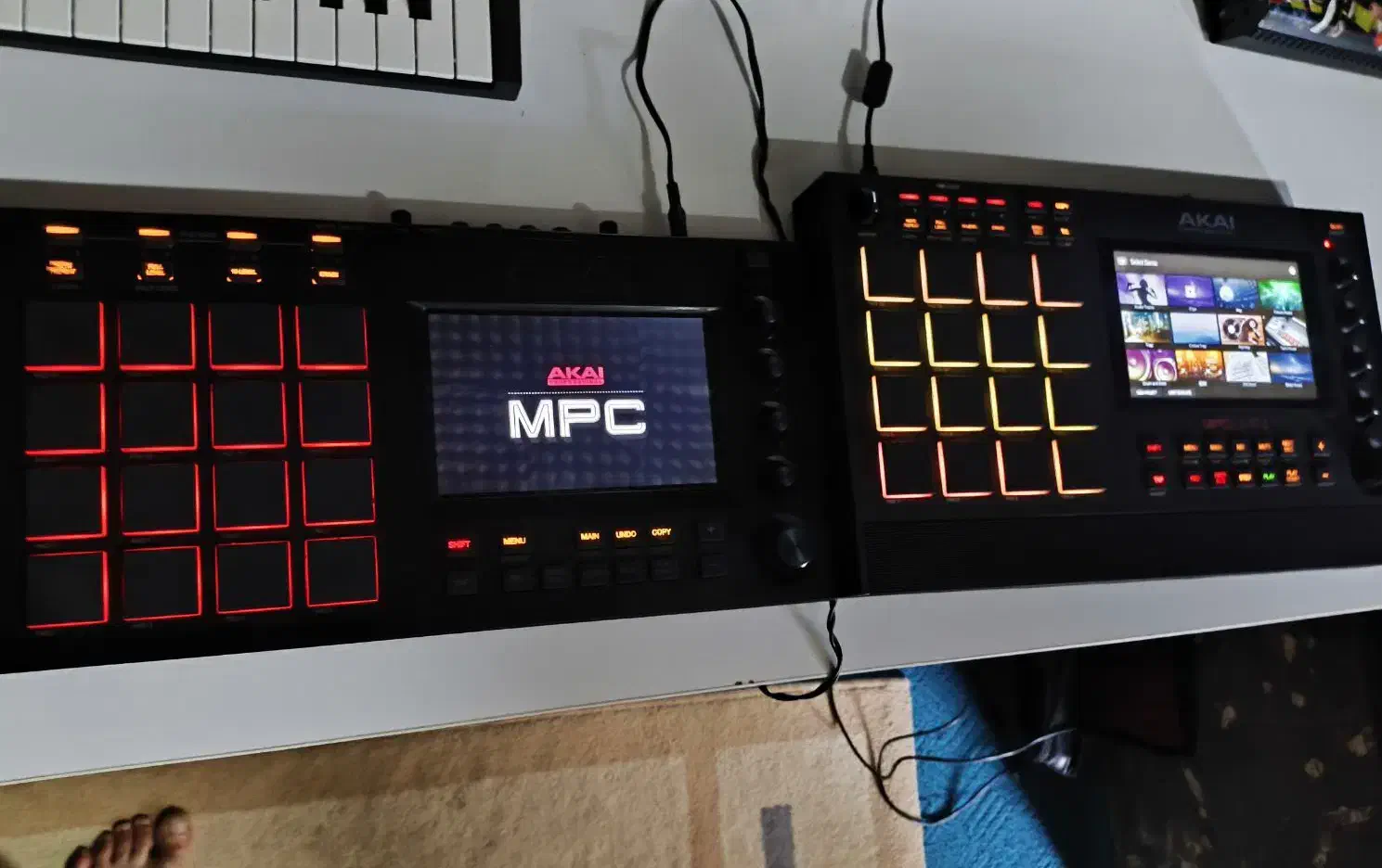 akai mpc touch میدی کنترلر و سینتی سایزر|پیانو، کیبورد، آکاردئون|ساری, |دیوار