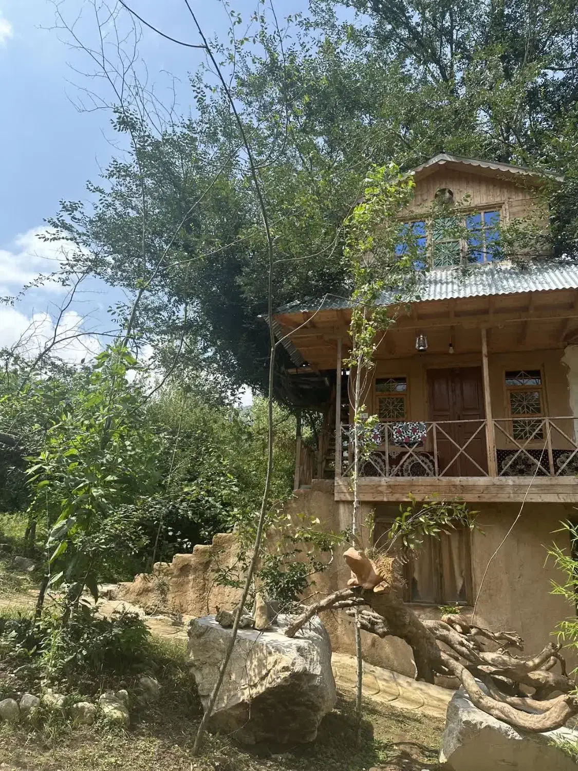 اجاره کلبه درختی و سوییت کاهگلی|اجارهٔ کوتاه‌مدت ویلا و باغ|کیاسر, |دیوار